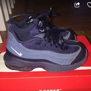 Toddler Nike Air Max size 9